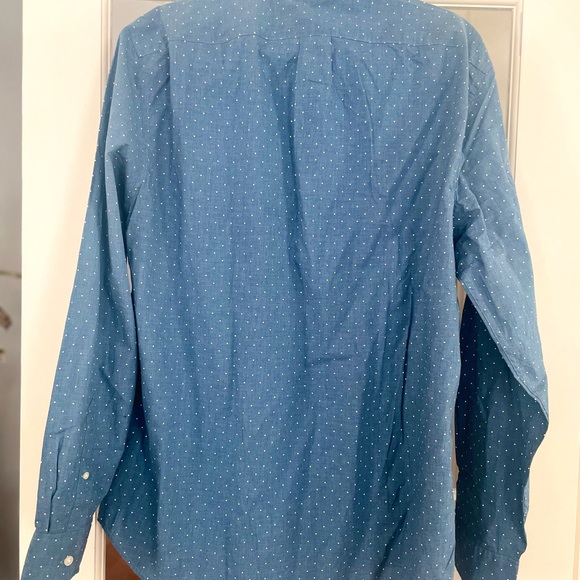 J. Crew Lightweight Classic Fit Cotton Button Down - Picture 3 of 4